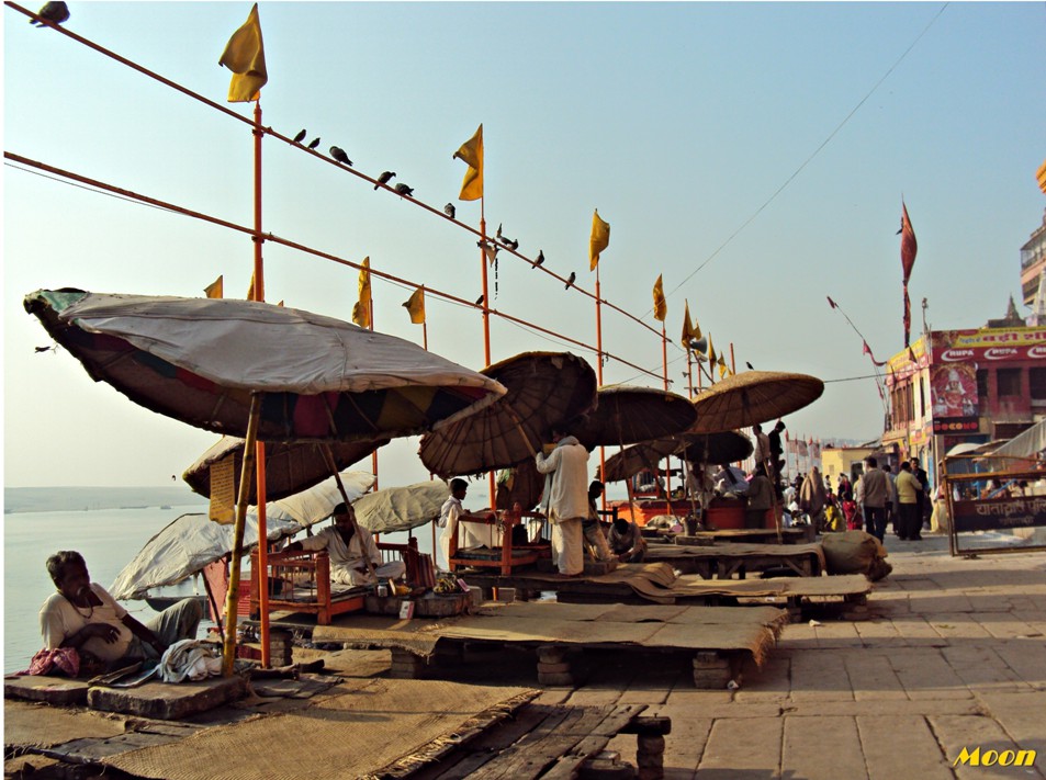 Morning activities on the ghats, Varanasi