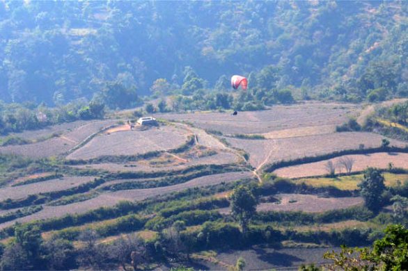 paragliding at Bhimtal, Rise above fear, Mountain Dew India