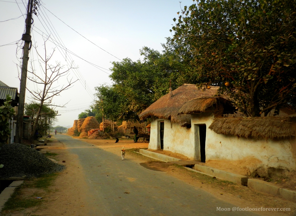 mud cottages, village, shantiniketan, bolpur, rural life in bengal