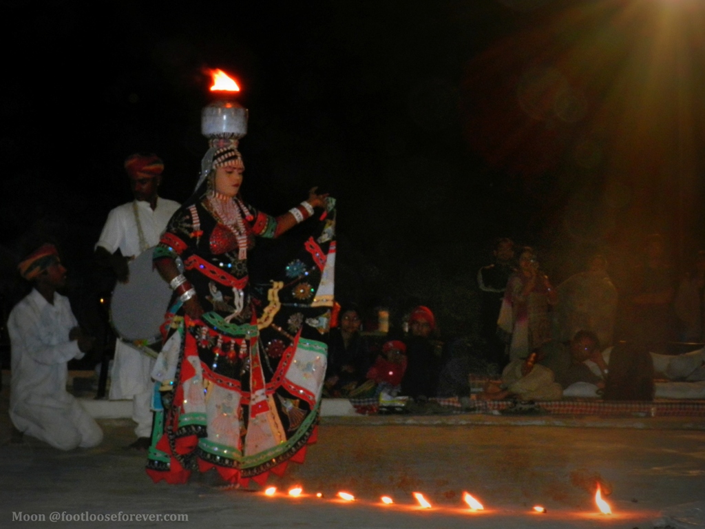 folk dancer, oasis camp resort, jaisalmer