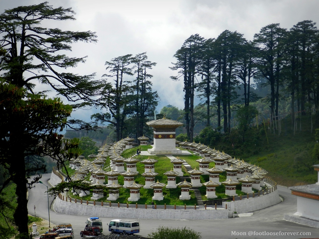 108 chortens dochula bhutan