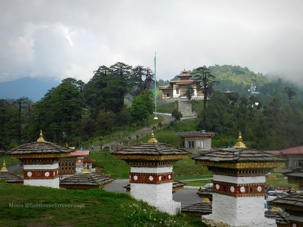 Dochula pass, bhutan, bhutan tour, sightseeing