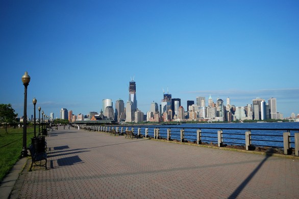 liberty state park, manhattan skyline, jersey city, nj