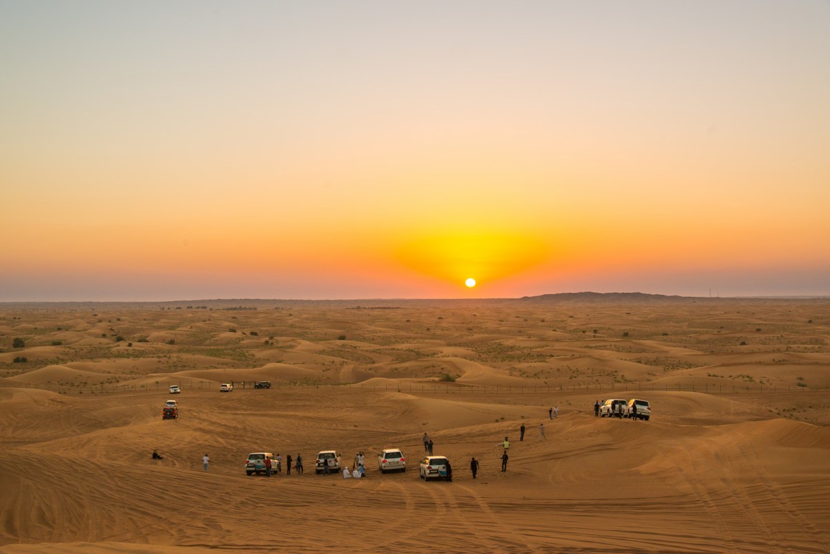 desert safari dubai, dubai attractions
