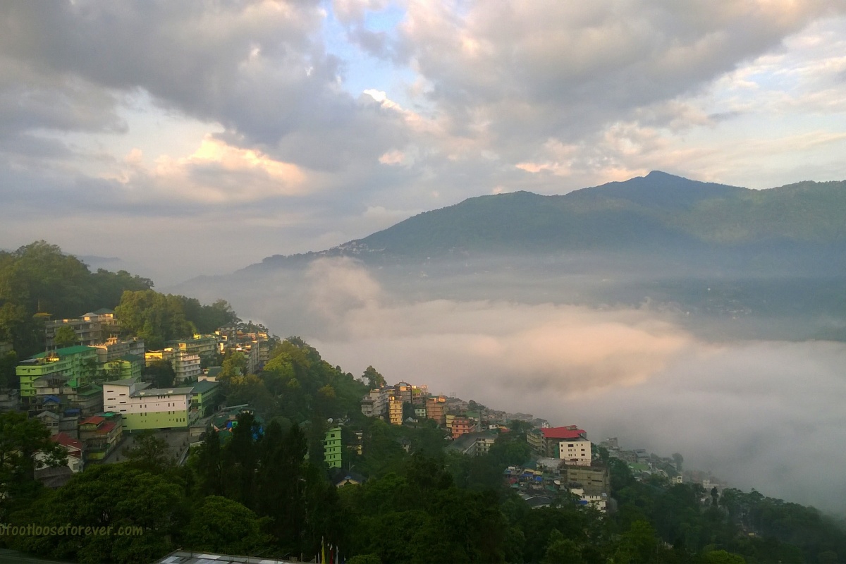 gangtok, hills, mountains, morning view