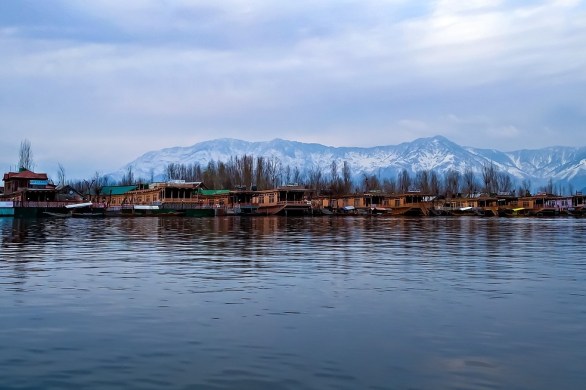 dal lake, kashmir