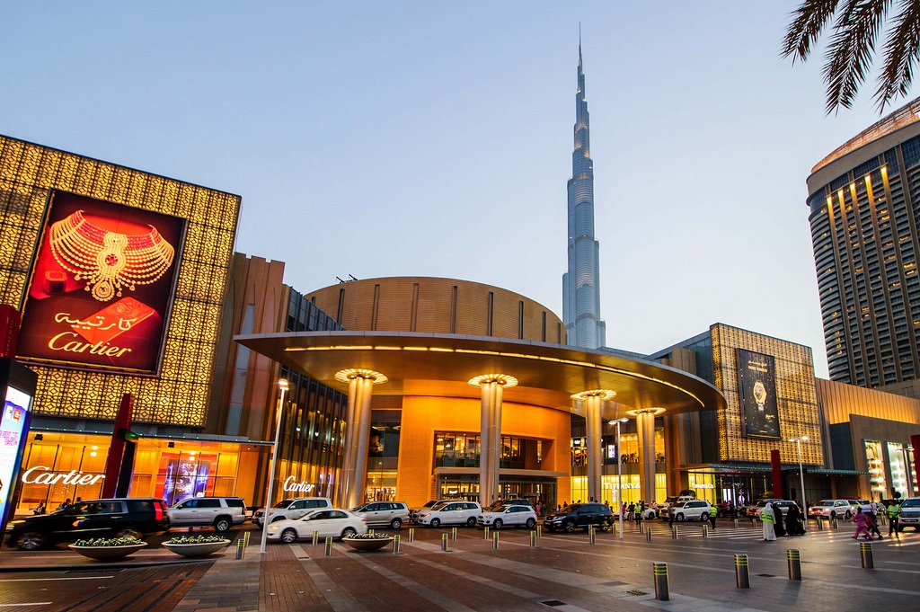 Dubai mall, shopping in Dubai