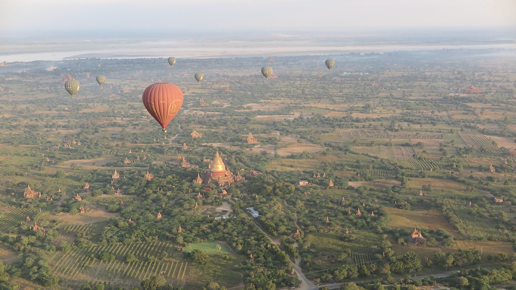 Bagan, Myanmar, balloon ride 